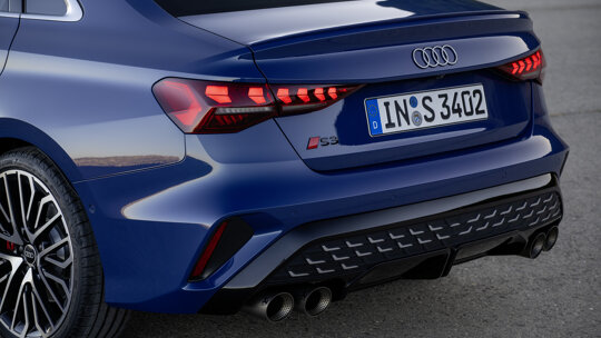 audis3limousine8