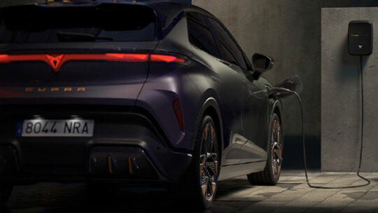 CUPRA Raval opladen