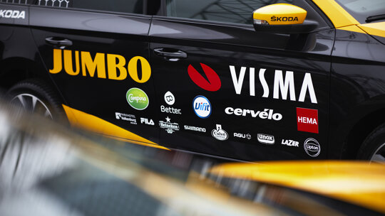 Team Jumbo-Visma en Skoda