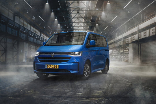 Volkswagen e-Caravelle hero mobiel