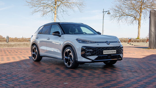 Volkswagen T-Roc (1)
