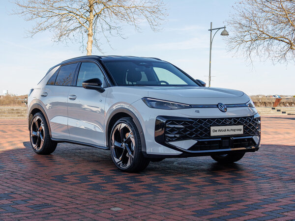 Volkswagen T-Roc (1)
