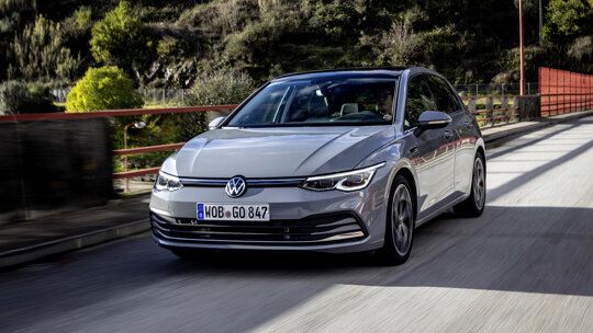 Volkswagen Golf eTSI