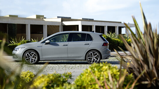Volkswagen Golf eTSI