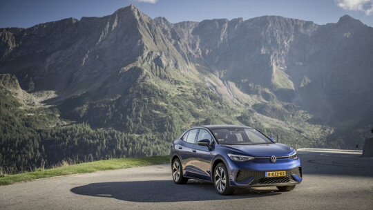 VW id.5 in de alpen