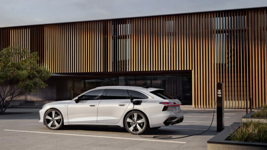 A6 Avant e-hybrid quattro 2