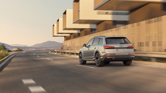 Audi Q7 TFSI e - 2