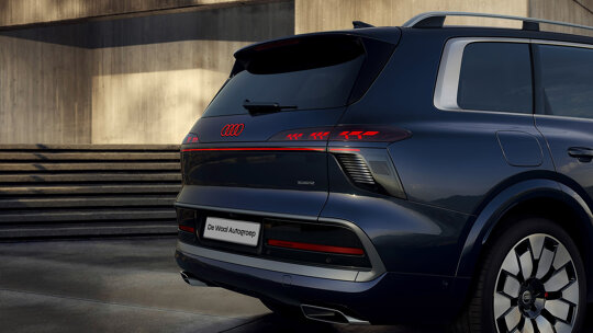 Audi Q9 (10)