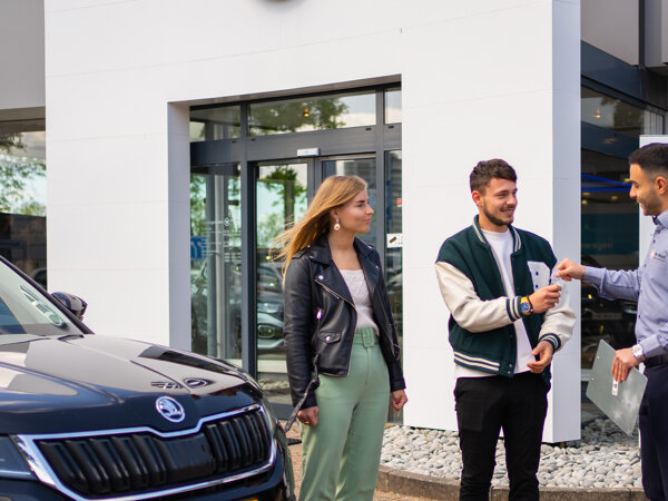 De Waal Autoverhuur hero mobiel