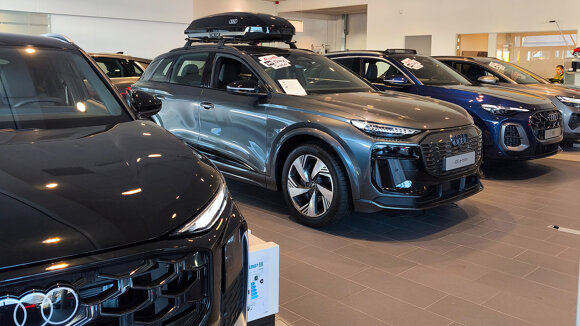 De Waal Nijmegen Audi showroom