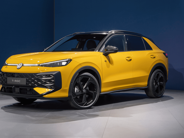 Nieuwe Volkswagen T-Roc hero mobiel