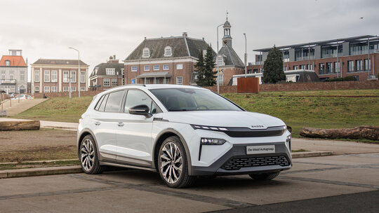 skoda-elroq-sportline-exterieur-voorzijde-de-waal-autogroep