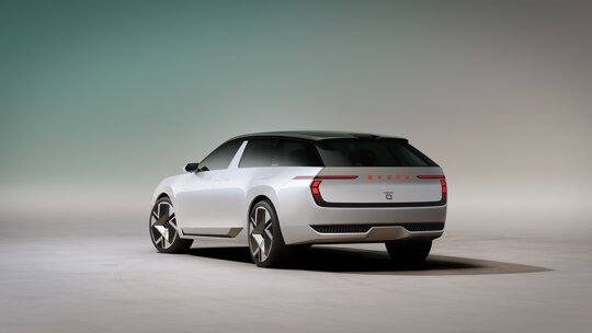 visiono_ext_studio_rq_16x9_250826.png_v004