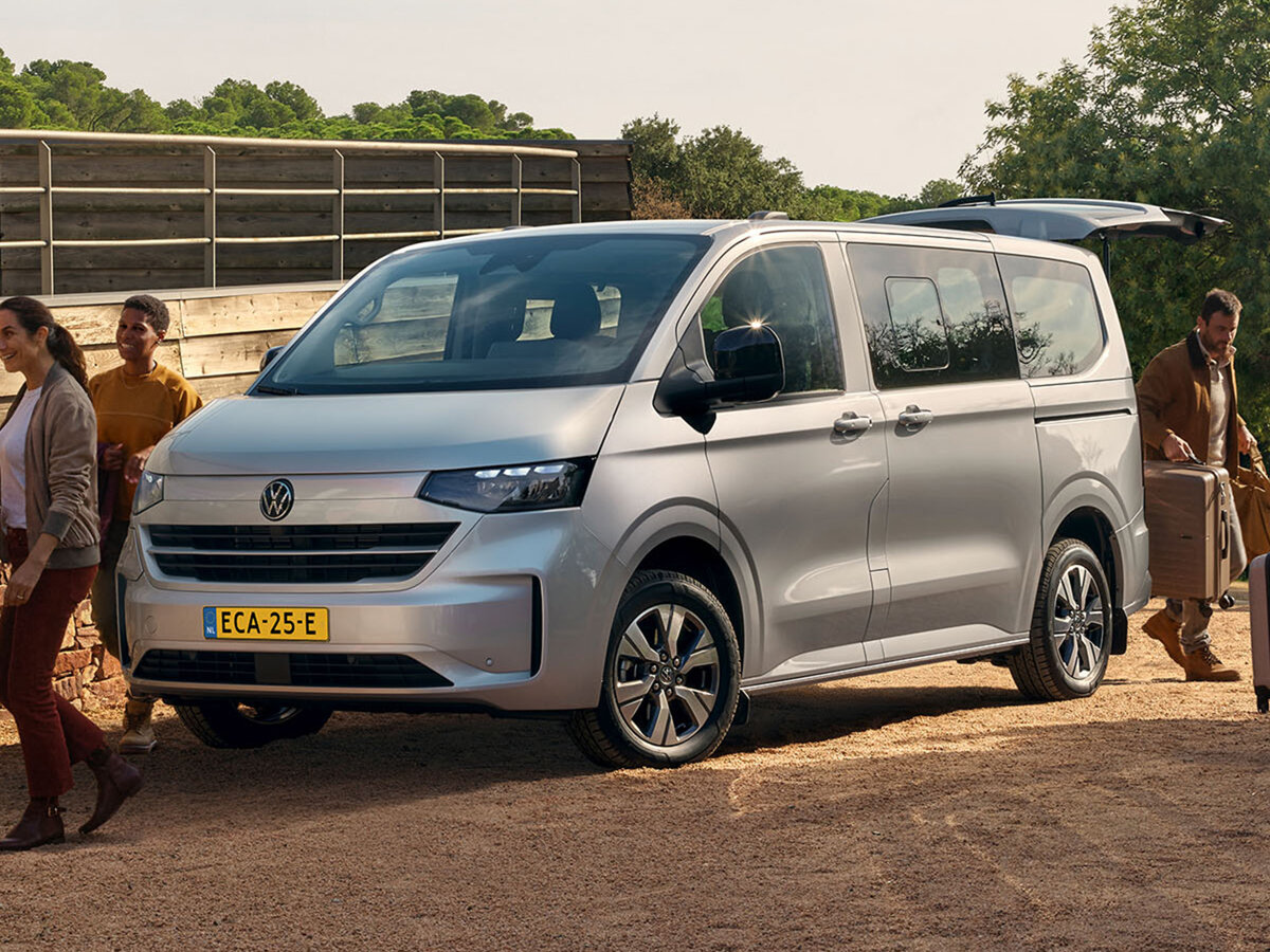 Nieuwe Volkswagen eCaravelle en eTransporter Kombi elektrisch — free download