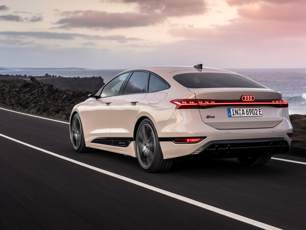 Audi A6 Sportback e-tron hero mobiel