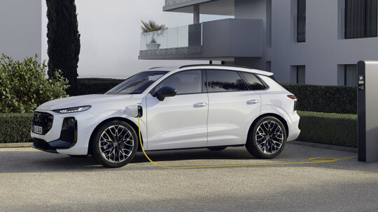 Audi Q3 e-hybrid hero mobiel