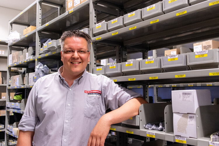 De Onderdelendienst van De Waal Autogroep