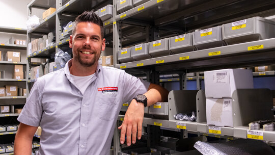 De Onderdelendienst van De Waal Autogroep