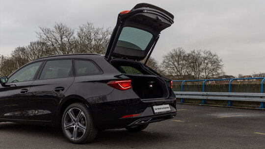 SEAT Leon Sportstourer 2025 interieur (4)