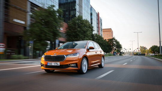 004-skoda-fabia-ml-phoenix-orange-3200x1800-52a4b02f-2-2