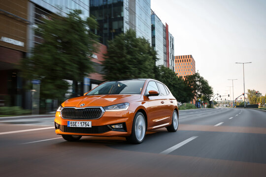 004-skoda-fabia-ml-phoenix-orange-3200x1800-52a4b02f-2-2