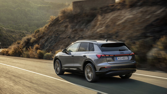 AUDI Q4 E-tron
