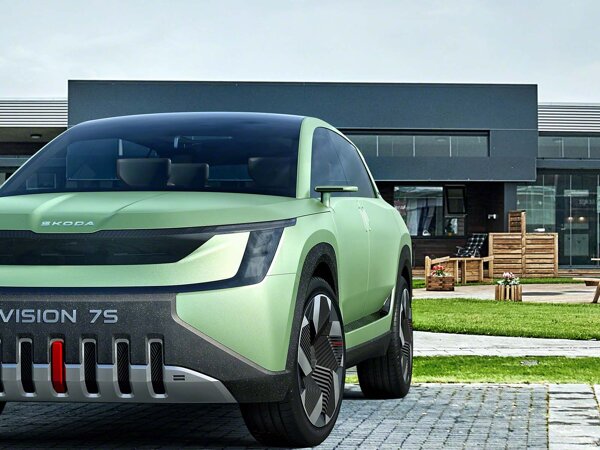 header_skoda_vision_7s