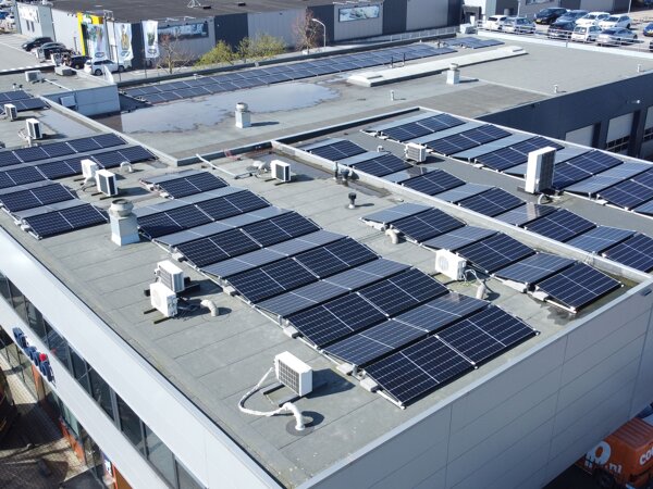 hero-zonnepanelen-mobiel