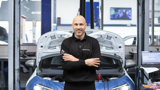 monteur-voor-auto